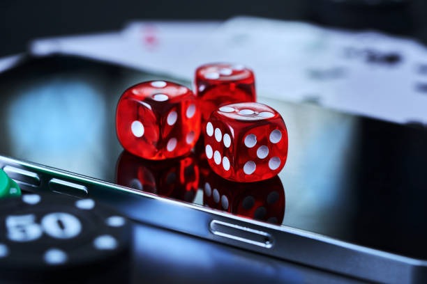 merak123 app showing live football match odds and live-dealer baccarat table